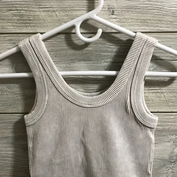 BN Zenana Outfitters Ribbed, Padded, Cropped Brami - Picture 3 of 8